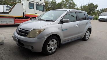 Toyota: Toyota ist: 2003 г., 1.3 л, Автомат, Бензин