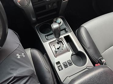 Toyota: Toyota 4Runner: 2018 г., 4 л, Типтроник, Бензин, Внедорожник — 13