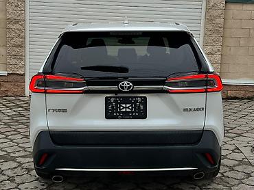 Toyota: Toyota RAV4: 2022 г., 2 л, Автомат, Бензин, Кроссовер — 6