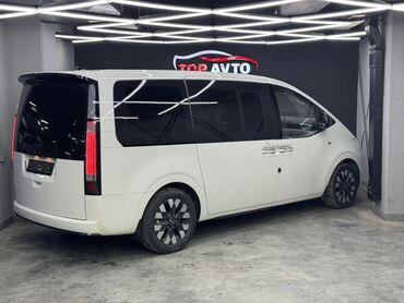 Hyundai: Hyundai Staria: 2023 г., 3.5 л, Автомат, Газ, Минивэн — 5