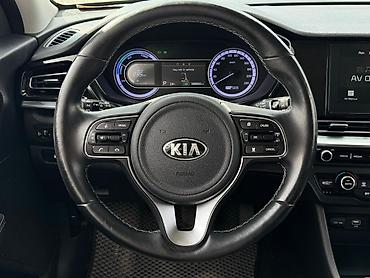 Kia: Kia Niro: 2019 г., 1.6 л, Автомат, Бензин, Хэтчбэк — 3