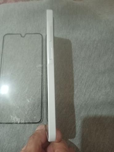 redmi mi 11 5g: Samsung Galaxy A26 5G, 256 GB, rəng - Ağ — 2