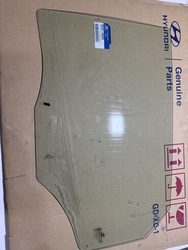запчасти на трактор мтз: Hyundai ix35 2012 tund arxa şüşələri