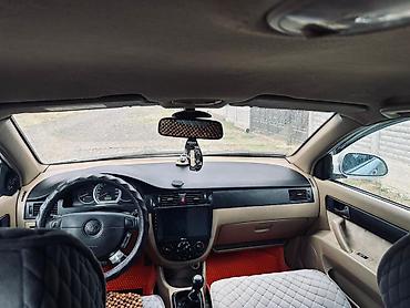 авто ижара: Chevrolet Lacetti: 2004 г., 1.6 л, Кол менен иштөөчү, Газ, Седан — 8