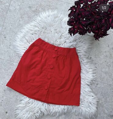 Skirts: M (EU 38), Mini, color - Red
