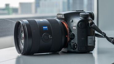 sd card: Tech Specs 24-70mm f2.8 Ultra-Fast 4D FOCUS with 79 hybrid cross AF