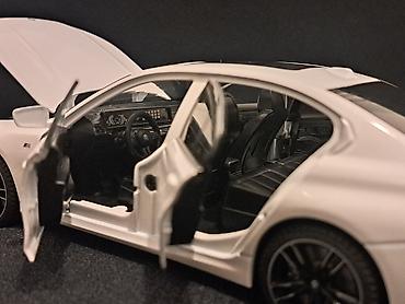 anker ploce: BMW 325LI G20 "Alpine Weiss" 1:24 - NOVO NOVO! Model BMW 325LI — 8