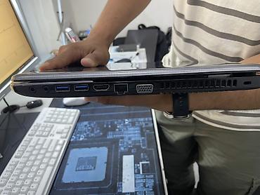 Ноутбуки и аксессуары: Toshiba Satellite L950D-DBS. Çox yaxşı vəziyyətdədir. Hər şeyi — 1
