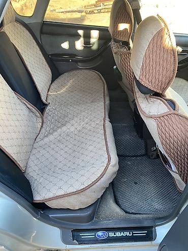 Subaru Legacy: 2000 г., 0.2 л, Механика, Бензин, Седан