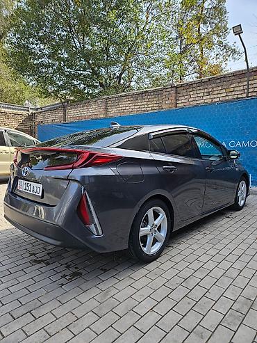 Toyota: Toyota Prius: 2019 г., 1.8 л, Вариатор, Гибрид, Хэтчбэк — 5