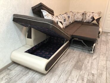 мягкие кровати на заказ: Угловой Новый дизайн диаминд размер280/230. Заказ принимаем на любою