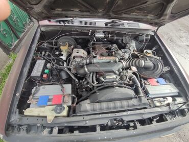 всё родное: Toyota Hilux Surf: 1992 г., 2.5 л, Автомат, Дизель, Внедорожник
