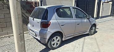 carplay android: Toyota Vitz: 2001 г., Автомат — 2