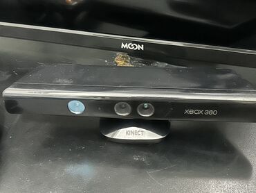 Qaşıqlar: Xbox 360 slim modeli uzerinde 2 eded orginal pult kinect kamera ve 12