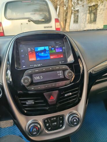 Chevrolet: Chevrolet Spark: 2018 г., 1 л, Вариатор, Бензин, Хэтчбэк — 9