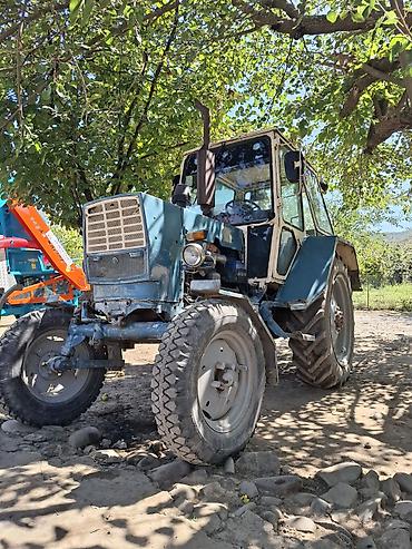 traktor starter: MTZ tipli kənd təsərrüfatı traktoru və qoşqu Traktor: - Kabinli — 8