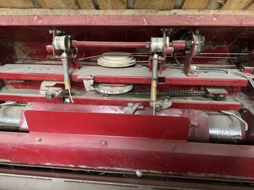 Тракторы МТЗ (Беларус): Модель: 1221, Б/у, 2012 г., С пресс-подборщиком — 8