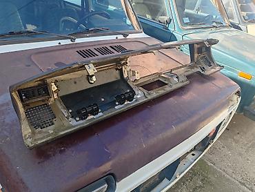 Auto delovi: Instrument tabla Lada 2107 Riva, Lada 2104 Karavan br.2. Polovno — 10