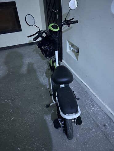 Mopedlər,skuterlər: Ebike super veziyyetde üstünde adapteri verilir,krlo verilir tek -da lalafo.az — 3 Mopedlər,skuterlər: Ebike super veziyyetde üstünde adapteri verilir,krlo verilir tek — 3