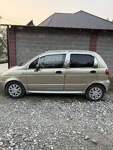 спарк сатуу: Daewoo Matiz: 2006 г., 0.1 - engine capacity л, Кол менен иштөөчү, Бензин, Хетчбек — 1