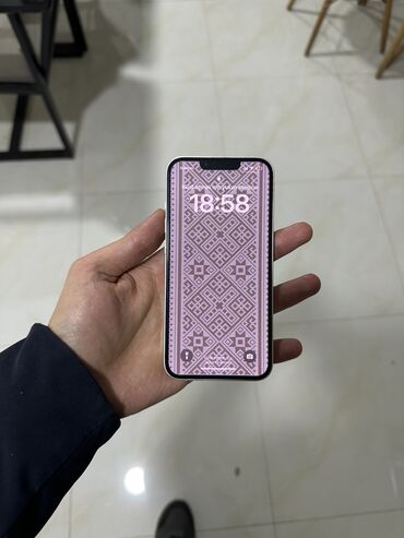 Apple iPhone: IPhone 13, 128 GB, Starlight, Barmaq izi, Simsiz şarj, Face ID