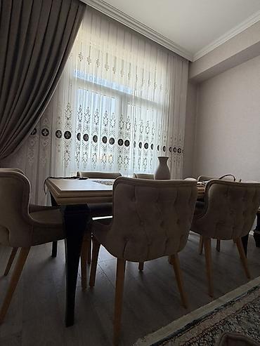 stullar satilir: Qonaq otağı üçün zövqlü və bir-biri ilə uyğunlaşdırılmış mebel dəsti — 1