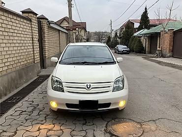 Toyota: Toyota Ist: 2003 г., 1.3 л, Автомат, Бензин, Хэтчбэк — 2