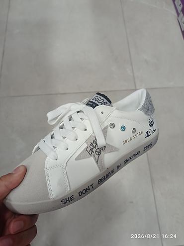 just do it: Кроссовки низкие в уличном стиле Варианты расцветок: - Серо-белые с — 7