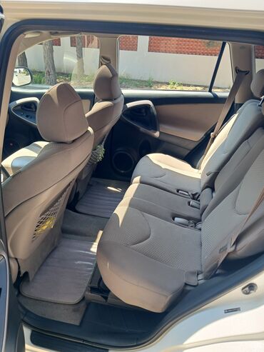 Toyota: Toyota RAV4: 2.4 l | 2007 il — 15