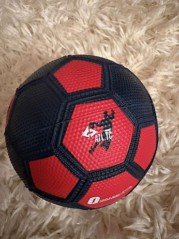 Toplar: Məhsul: Mini futbol topu “Athlitech” - Rəng: qara–qırmızı panellər - — 1