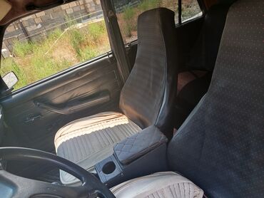 çeşqa maşını: VAZ (LADA) 2107: 1.6 l | 1999 il 2000 km
