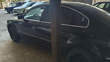 Volkswagen: Volkswagen Passat: 2003 г., 1.8 л, Механика, Бензин, Седан — 8