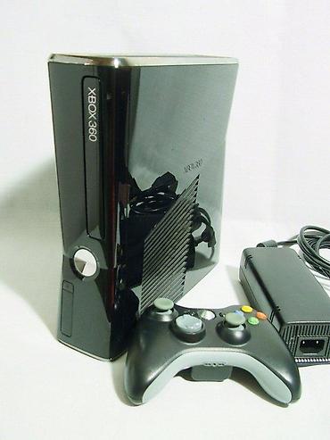 where to sell used electronics: U ponudi Xbox 360 konzola, odlično očuvana. Noviji model sa pločom — 3