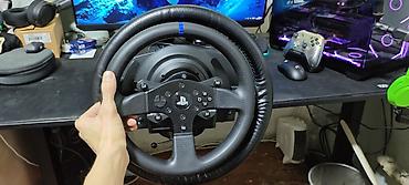 Рули: Комплект для симрейсинга Thrustmaster + аксессуары Состав: - Руль — 9