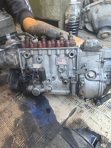 Двигатели, моторы и ГБЦ: Запчасти для дизельного двигателя (набор) Состав: - Две головки блока — 9