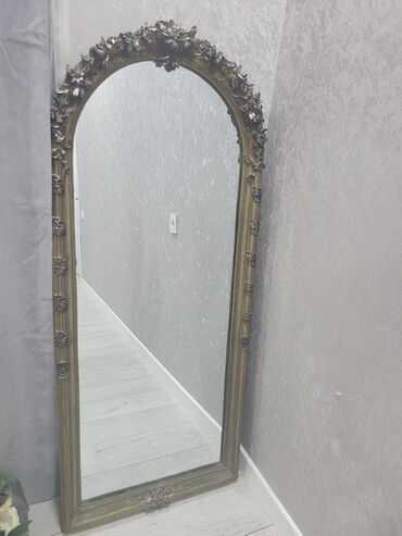 dekor satılır: Güzgü Table mirror, Oval, Çərçivə ilə