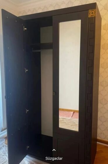 Kreslolar: Açılan, 2 qapılı Düz dolab, Qarderob, paltar dolabı