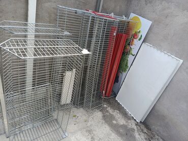 Физика: Metal mağaza stendi və vitrin rafları dəsti.Əlaqə üçün saytdakı nömrə
