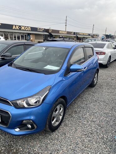 Chevrolet: Chevrolet Spark: 2016 г., 1 л, Автомат, Бензин — 2