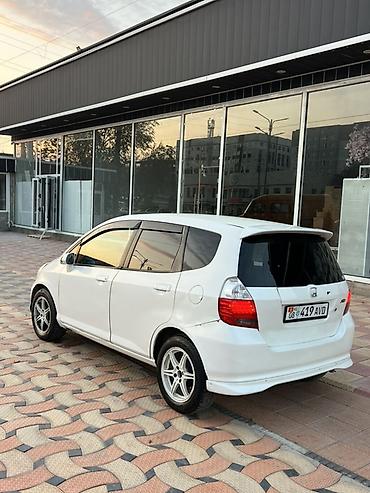 дамкрат на фит: Honda Fit: 2003 г., 1.3 л, Автомат, Бензин, Хэтчбэк — 5