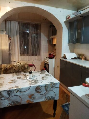 Köhnə tikili: Bakı, Bakıxanov qəs., 3 otaqlı, Köhnə tikili, 90 kv. m -da lalafo.az — 9 Köhnə tikili: Bakı, Bakıxanov qəs., 3 otaqlı, Köhnə tikili, 90 kv. m — 9