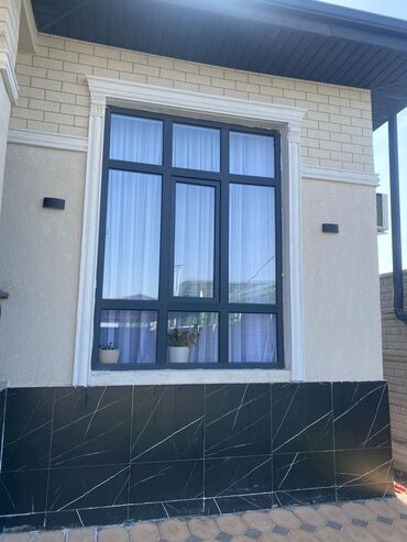 микра: Панорамное окно с теплым профилем и створкой - Материал: пластиковый