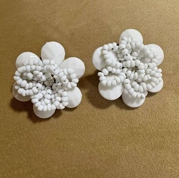 Прокат детских карнавальных костюмов: 🌸 Цветок, который не завянет. Стиль, который не забудется. 🌸 Диаметр 4