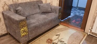 Kreslolar: Divan, İşlənmiş, Açılmayan, Bazasız, Çatdırılma yoxdur