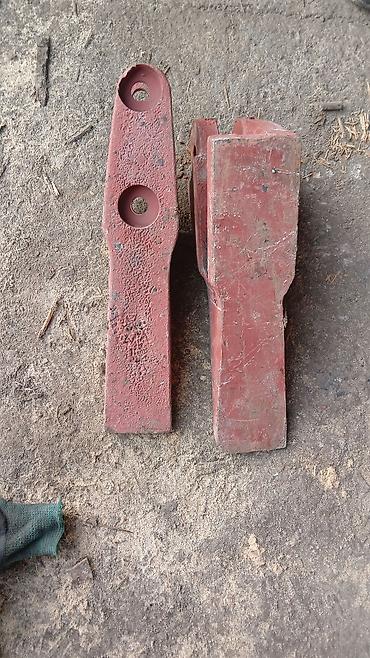 Запчасти для строительных машин: Коронка/зуб ковша экскаватора (напрессной/под штифт), комплект из 2 — 3