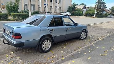 сукутер арзан: Mercedes-Benz W124: 1990 г., 2 л, Кол менен иштөөчү, Бензин, Седан — 4