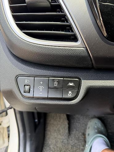 mg zs: Kia Seltos: 2019 г., 1.6 л, Автомат, Дизель, Кроссовер — 10