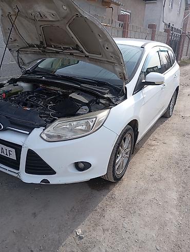 Ford: Ford Focus: 2012 г., 1.6 л, Механика, Бензин, Хэтчбэк — 3
