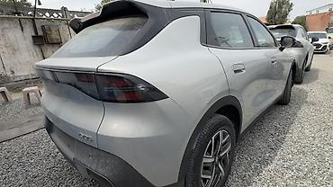 dongfeng e70: Changan Qiyuan Q05: 2026 г., 0.1 л, Робот, Электромобиль, Кроссовер — 1