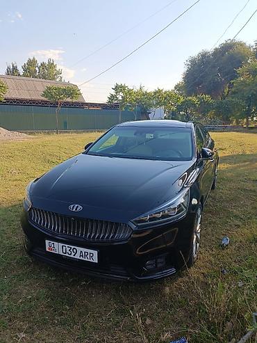 geely preface: Черный седан бизнес‑класса. Кузов: 4‑дверный, выразительная решетка — 1